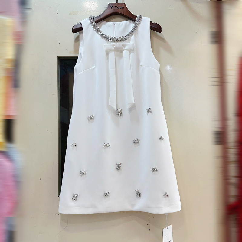 Thirteen Rows Australia New Bow Small Fragrant Wind Heavy Industry Glitter Nail Diamond A-line Sleeveless Dress A2 # 8368 Thirteen Rows Australia New Bow Small Fragrant Wind Heavy Industry Glitter Nail Diamond A-line Sleeveless Dress A2 # 8368