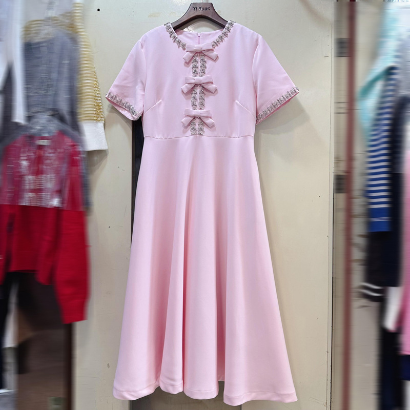 Thirteen lines high-end elegant heavy industry diamond bow short sleeved dress long skirt birthday party dress A1 # 8681 Thirteen lines high-end elegant heavy industry diamond bow short sleeved dress long skirt birthday party dress A1 # 8681