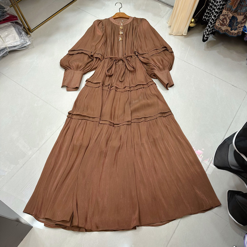 Thirteen line French retro palace style lantern sleeve dress with black fungus edge pleated A-line skirt, long skirt A2 # 8325 Thirteen line French retro palace style lantern sleeve dress with black fungus edge pleated A-line skirt, long skirt A2 # 8325