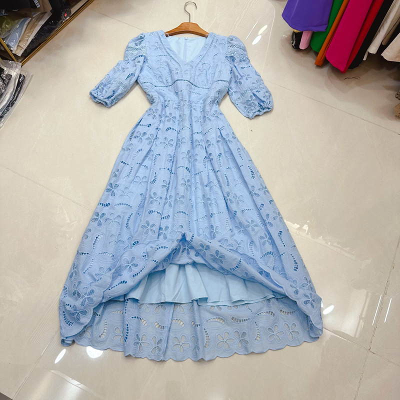 Thirteen line Australian niche embroidery hollow out design long skirt with bubble sleeves, waist cinched high waisted dress A2 # 8111 Thirteen line Australian niche embroidery hollow out design long skirt with bubble sleeves, waist cinched high waisted dress A2 # 8111