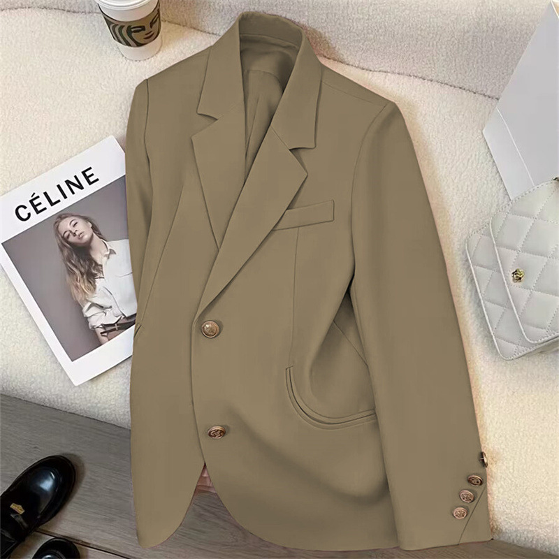 New khaki suit jacket for autumn 2025, women's retro British style, high-end design, versatile small suit New khaki suit jacket for autumn 2025, women's retro British style, high-end design, versatile small suit