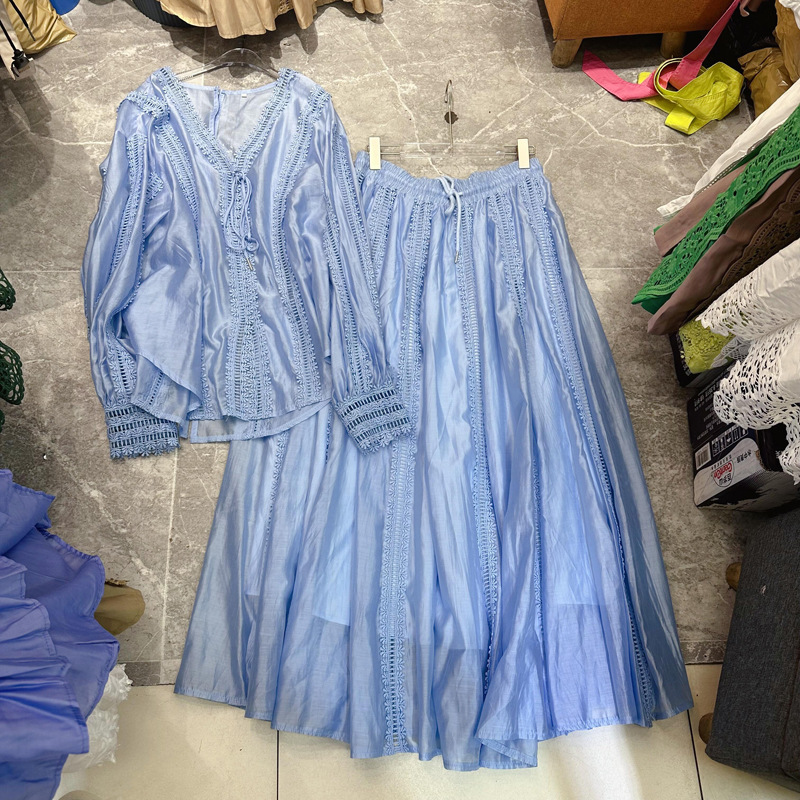 Thirteen new export heavy industry lace long sleeved shirt+large swing long skirt 2-piece set A2 # 8795 Thirteen new export heavy industry lace long sleeved shirt+large swing long skirt 2-piece set A2 # 8795