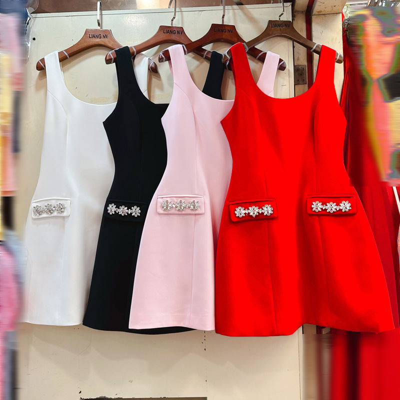 Thirteen line Australian French luxury heavy industry diamond studded sleeveless dress with high-end feel, small dress A2 # 8366