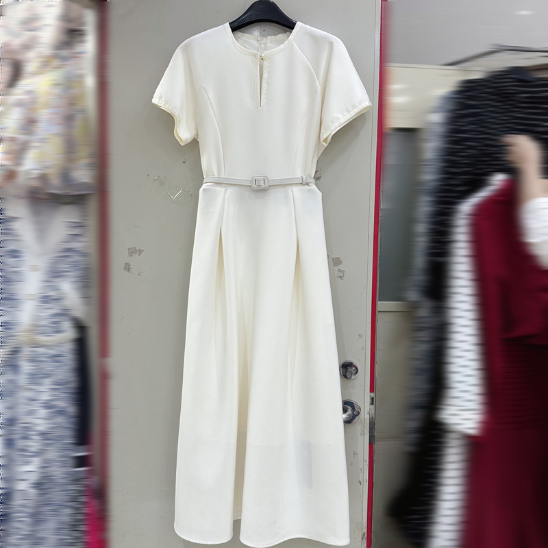 Thirteen Rows Australia's new short sleeved solid color round neck dress with temperament commuting long skirt and belt C1 # 1953 Thirteen Rows Australia's new short sleeved solid color round neck dress with temperament commuting long skirt and belt C1 # 1953