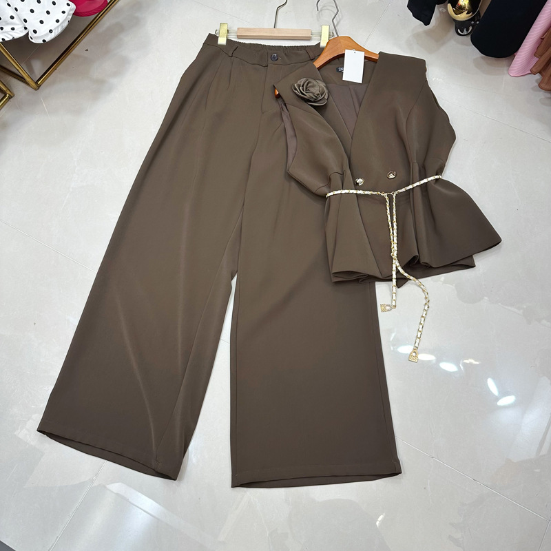 Thirteen line fashion V-neck sleeveless three-dimensional flower chain belt suit vest top pants set C2 # 2511 Thirteen line fashion V-neck sleeveless three-dimensional flower chain belt suit vest top pants set C2 # 2511