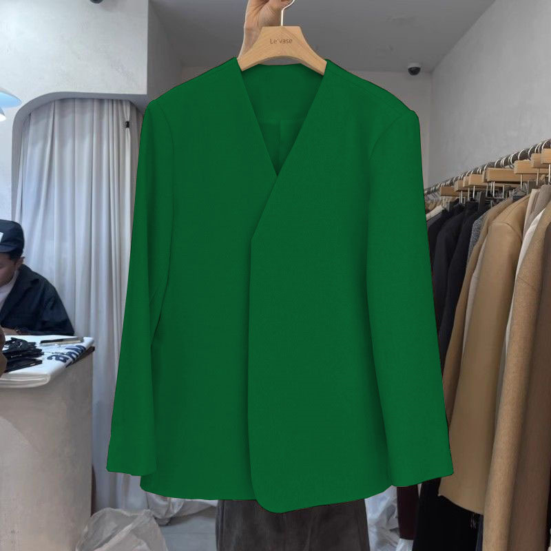Autumn suit jacket for women, 2025 spring new Korean style design, niche fashion temperament, commuting small suit for women Autumn suit jacket for women, 2025 spring new Korean style design, niche fashion temperament, commuting small suit for women