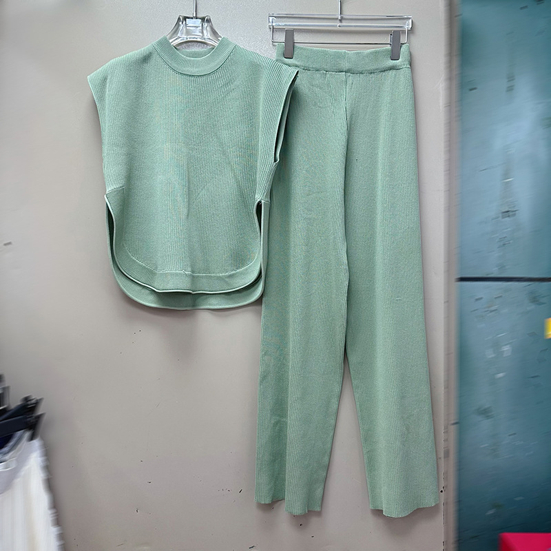 Thirteen line Australian niche sleeveless design with open knit knit vest and casual pants set A2 # 1008 Thirteen line Australian niche sleeveless design with open knit knit vest and casual pants set A2 # 1008
