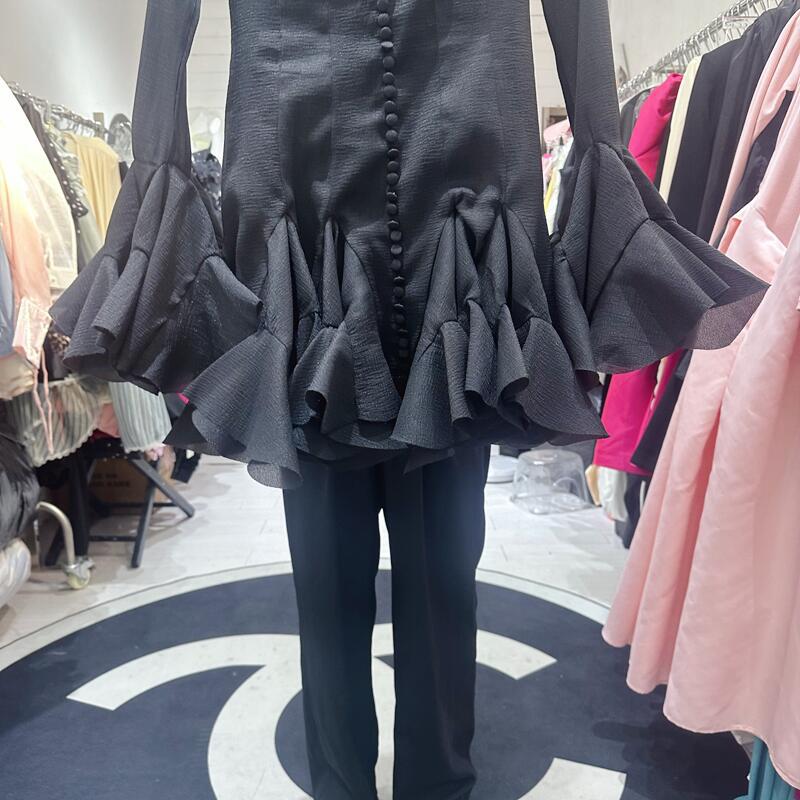 Thirteen Rows Vietnam's niche flower fairy flower bud breasted slim fit dress with unique design, short skirt A2 # 8090 Thirteen Rows Vietnam's niche flower fairy flower bud breasted slim fit dress with unique design, short skirt A2 # 8090