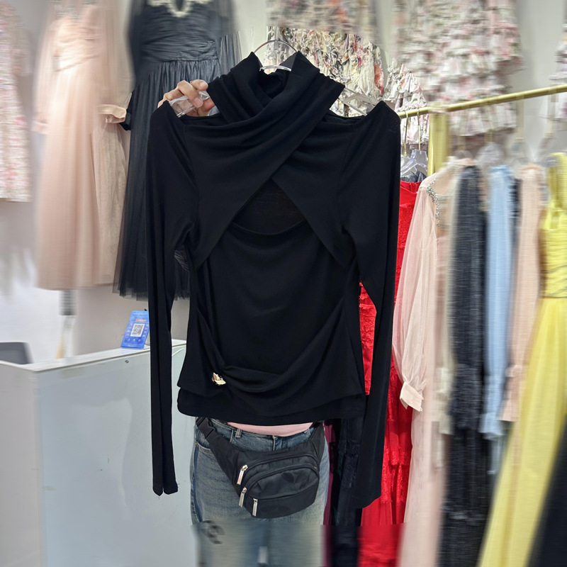 Thirteen line cross golden ball decoration base shirt hanging neck top off shoulder sexy one shoulder long sleeved T-shirt A3 # 2275 Thirteen line cross golden ball decoration base shirt hanging neck top off shoulder sexy one shoulder long sleeved T-shirt A3 # 2275