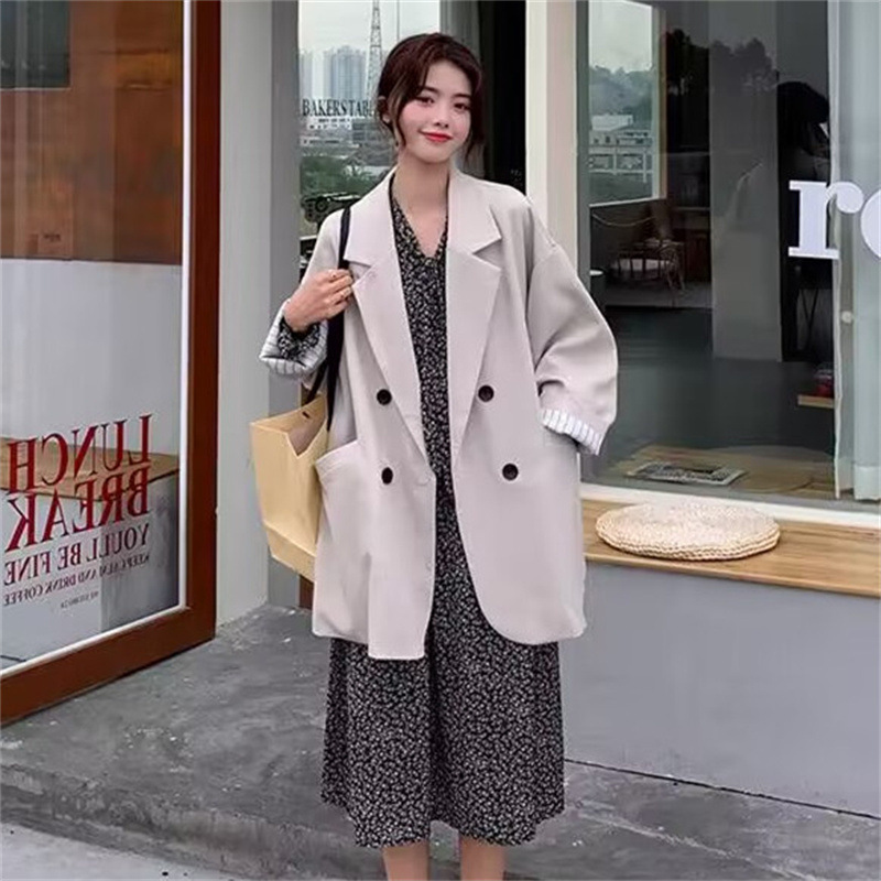 Small suit jacket for women in spring and autumn 2025, new fashion Korean version, loose temperament, college style suit, women's top trend Small suit jacket for women in spring and autumn 2025, new fashion Korean version, loose temperament, college style suit, women's top trend