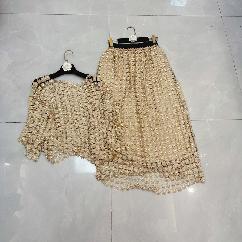Thirteen line European and American perspective nail bead hollow water-soluble lace top+high waist skirt long skirt set A3 # 2277 Thirteen line European and American perspective nail bead hollow water-soluble lace top+high waist skirt long skirt set A3 # 2277