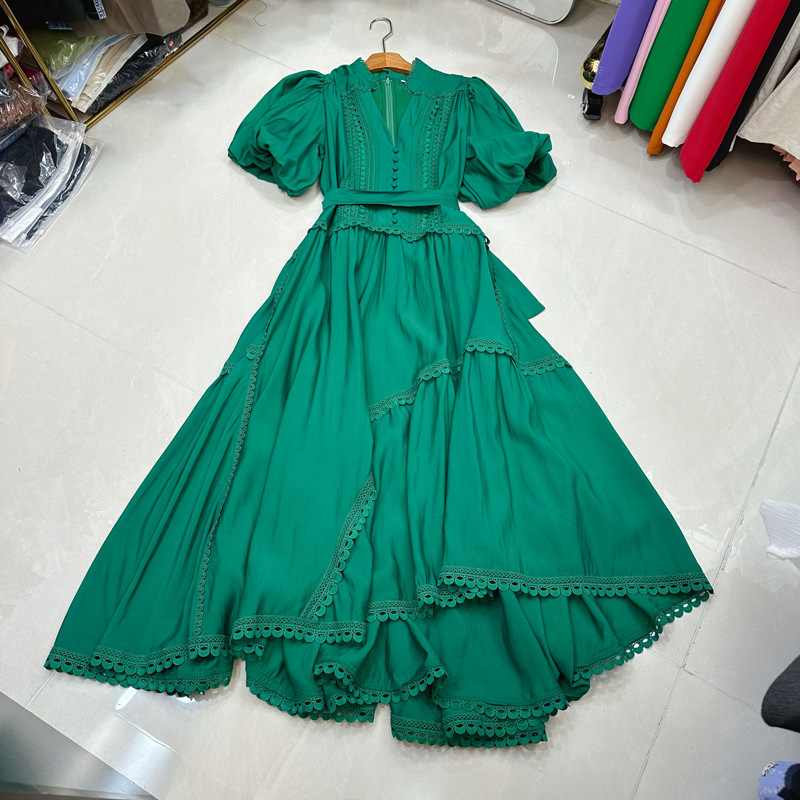 Thirteen Rows Australian niche light luxury vacation beach V-neck bubble sleeve patchwork lace big swing dress A2 # 8118 Thirteen Rows Australian niche light luxury vacation beach V-neck bubble sleeve patchwork lace big swing dress A2 # 8118