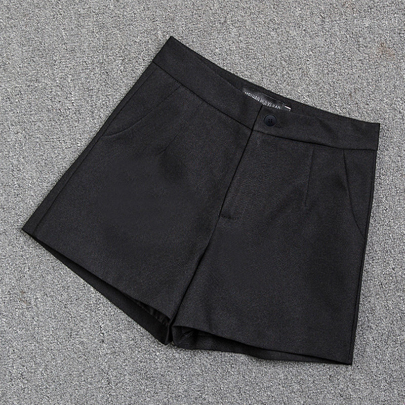 Spring and summer slim fit and slimming shorts for women in blue, new 2025 Korean version with a casual A-line design, wide leg pants for outerwear Spring and summer slim fit and slimming shorts for women in blue, new 2025 Korean version with a casual A-line design, wide leg pants for outerwear