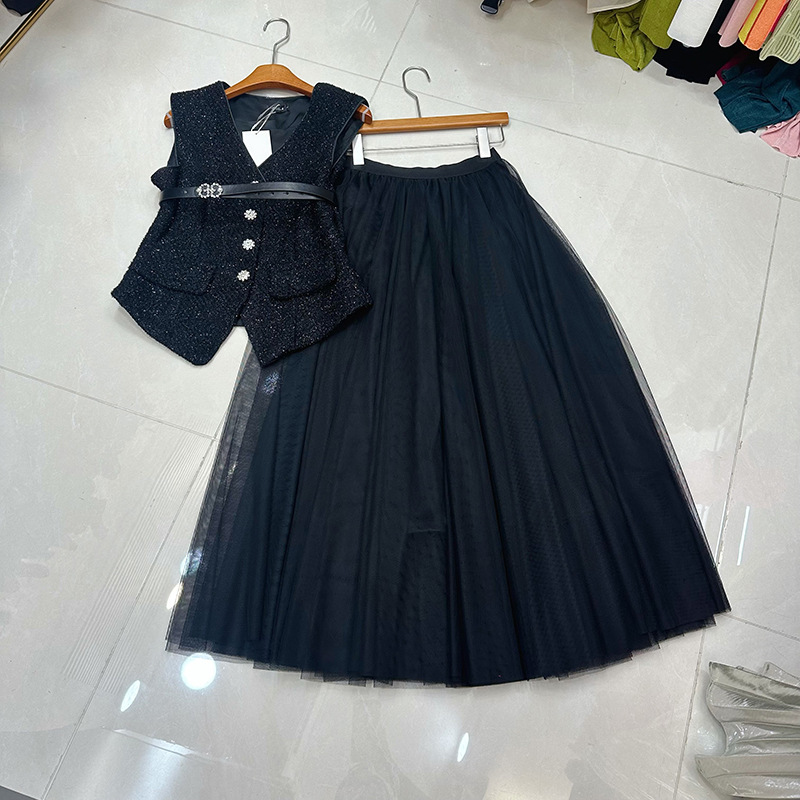 Thirteen element small fragrant style dress set, new popular item, high-end sense, vest mesh skirt two-piece set, A2 # 8566 Thirteen element small fragrant style dress set, new popular item, high-end sense, vest mesh skirt two-piece set, A2 # 8566