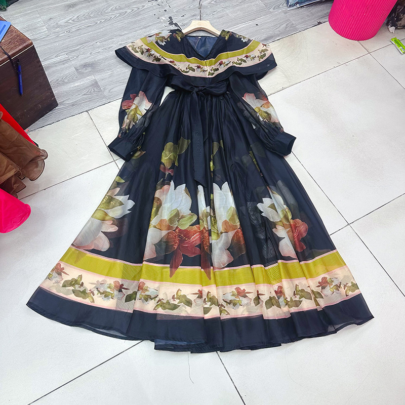 Thirteen Rows Australia's niche new V-neck cape long sleeved retro printed loose long skirt dress A2 # 8556