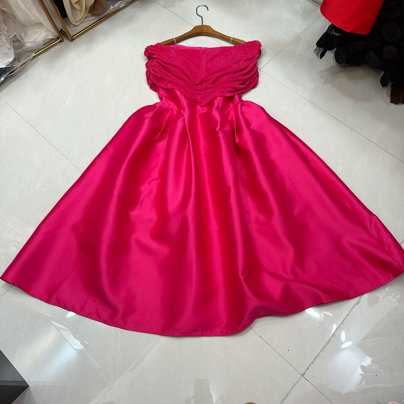 Thirteen line Australian niche designer's one neck backless elegant dress, strapless dress A2 # 8517 Thirteen line Australian niche designer's one neck backless elegant dress, strapless dress A2 # 8517