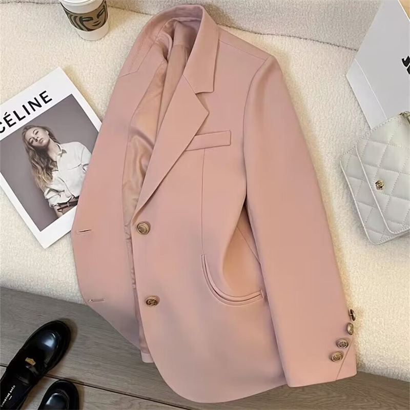 New khaki suit jacket for autumn 2025, women's retro British style, high-end design, versatile small suit New khaki suit jacket for autumn 2025, women's retro British style, high-end design, versatile small suit