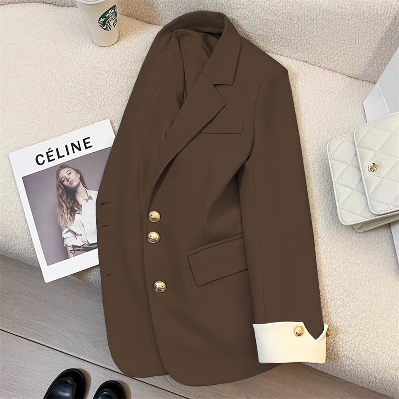 White suit jacket for women, spring 2025 new style, casual temperament, socialite, high-end feeling, explosive street, trendy suit this year White suit jacket for women, spring 2025 new style, casual temperament, socialite, high-end feeling, explosive street, trendy suit this year