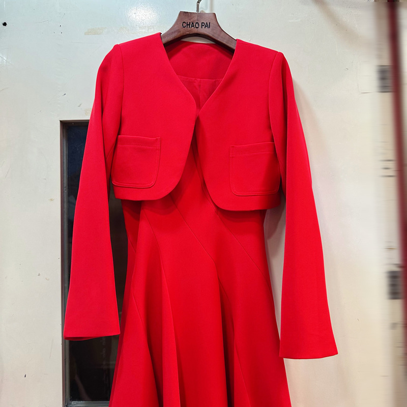 Thirteen line Vietnam niche short coat dress big swing long skirt long sleeved small coat two-piece set A2 # 8365 Thirteen line Vietnam niche short coat dress big swing long skirt long sleeved small coat two-piece set A2 # 8365