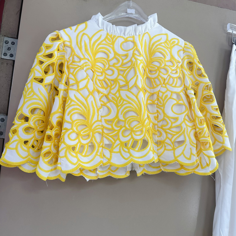 Thirteen line Australian yellow flower pattern short sleeved top+elegant slimming skirt set C1 # 1390 Thirteen line Australian yellow flower pattern short sleeved top+elegant slimming skirt set C1 # 1390