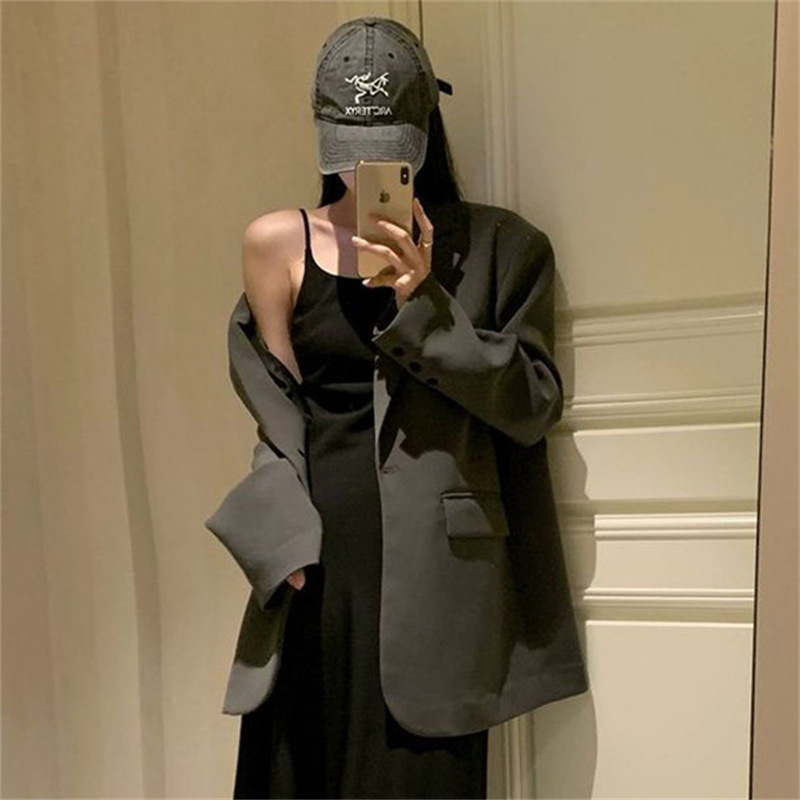 Grey suit jacket for women, new style for spring and autumn 2025, with a black and casual vibe. This year's trend is small suits Grey suit jacket for women, new style for spring and autumn 2025, with a black and casual vibe. This year's trend is small suits