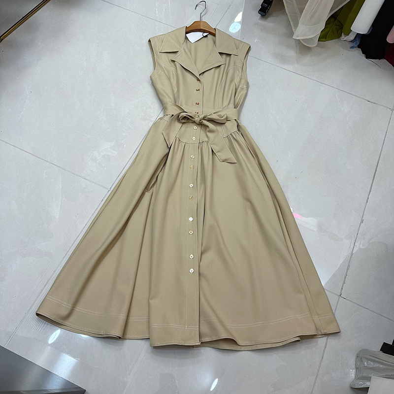 Thirteen line Australian niche open line design with lace up waist buckle khaki sleeveless dress A1 # 8576 Thirteen line Australian niche open line design with lace up waist buckle khaki sleeveless dress A1 # 8576