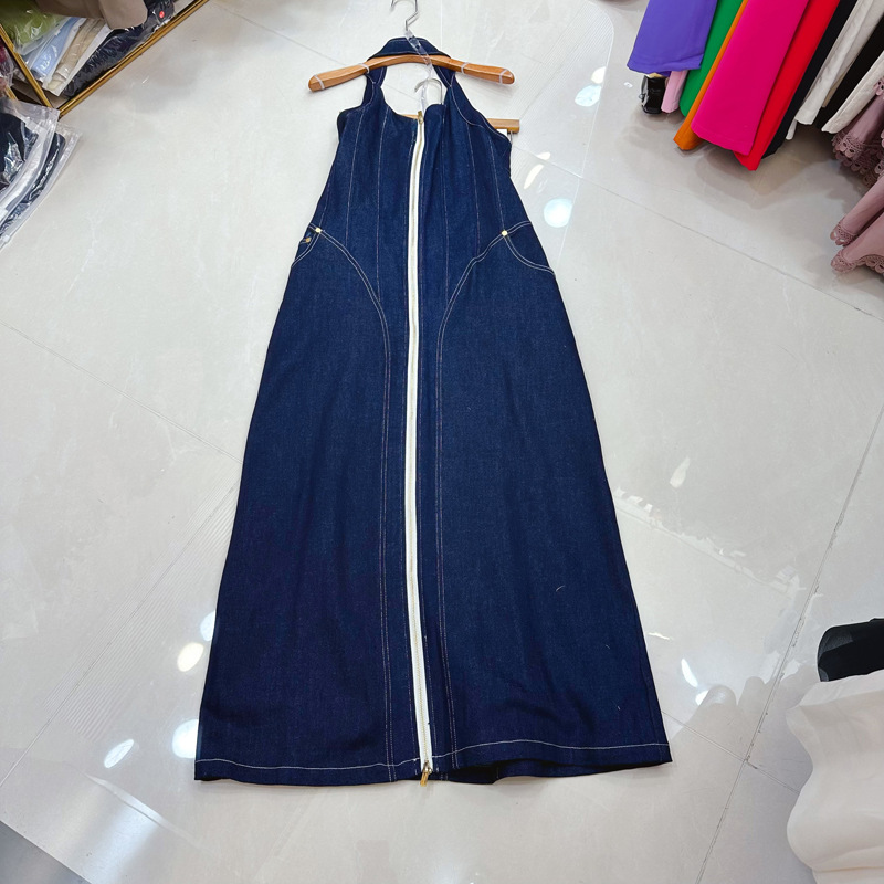Thirteen line French design, niche personality splicing, waist zipper, backless denim strap dress A2 # 8116
