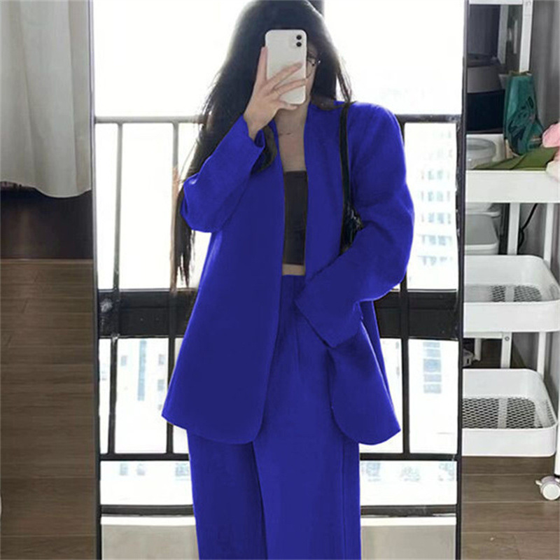 Suit jacket for women 2025 new spring design, niche casual suit temperament, black mini suit set Suit jacket for women 2025 new spring design, niche casual suit temperament, black mini suit set