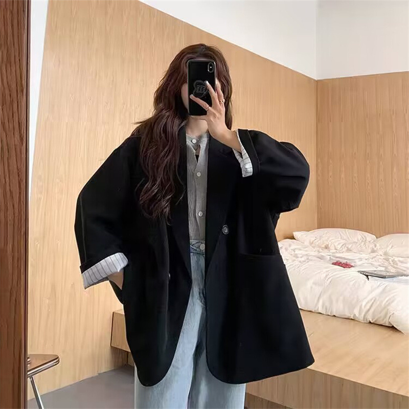 Small suit jacket for women in spring and autumn 2025, new fashion Korean version, loose temperament, college style suit, women's top trend Small suit jacket for women in spring and autumn 2025, new fashion Korean version, loose temperament, college style suit, women's top trend