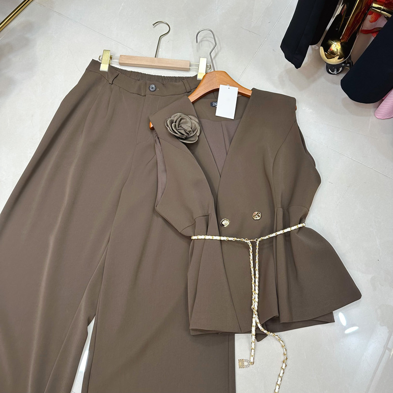 Thirteen line fashion V-neck sleeveless three-dimensional flower chain belt suit vest top pants set C2 # 2511 Thirteen line fashion V-neck sleeveless three-dimensional flower chain belt suit vest top pants set C2 # 2511