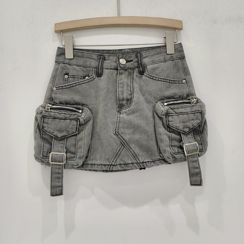 Cowboy short skirt for women in the spring and summer of 2024, retro washed with large side pockets, designed to wrap the hips and make you look slimmer. Spicy girl half skirt trendy Cowboy short skirt for women in the spring and summer of 2024, retro washed with large side pockets, designed to wrap the hips and make you look slimmer. Spicy girl half skirt trendy