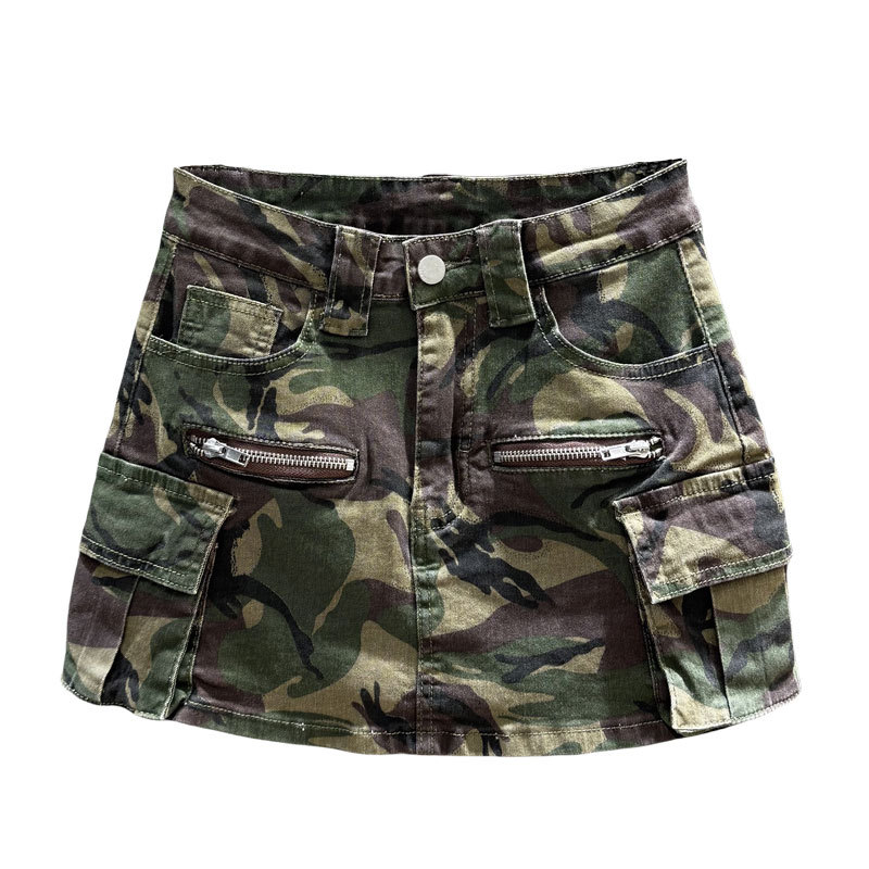 Retro camouflage green denim short skirt for women in summer 2025, high waisted and slim looking spicy girl A-line hip hugging skirt, workwear half skirt Retro camouflage green denim short skirt for women in summer 2025, high waisted and slim looking spicy girl A-line hip hugging skirt, workwear half skirt