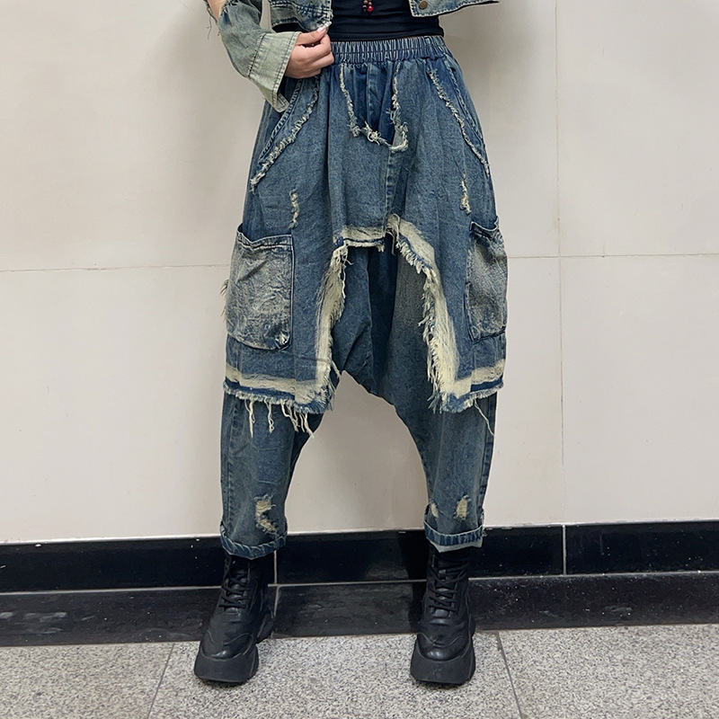 Street fashion brand 2024 autumn new personalized hip-hop jeans for women with elastic waist and loose pockets, hanging crotch pants Street fashion brand 2024 autumn new personalized hip-hop jeans for women with elastic waist and loose pockets, hanging crotch pants