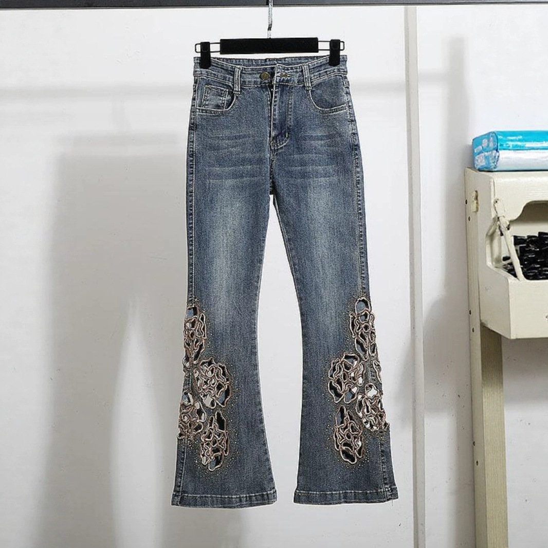 European Station 2025 Spring New Fashionable and Stylish Slimming and Slimming Heavy Industry Hollow Micro Horn Jeans Women's Trendy Brand