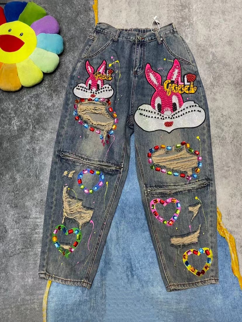 Thailand Chaopai 2024 Spring Summer Heavy Industry Beaded Jeans Women's Worn out Sequins Gem Hand Wash Pants Thailand Chaopai 2024 Spring Summer Heavy Industry Beaded Jeans Women's Worn out Sequins Gem Hand Wash Pants