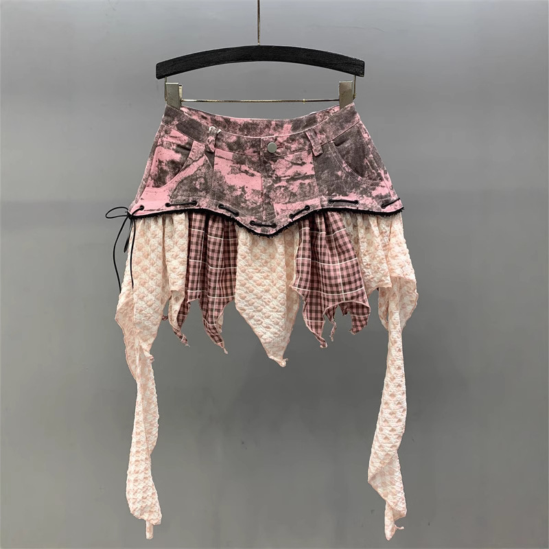 American retro spicy girl style denim skirt for women, summer 2025 new high waisted irregular splicing A-line short skirt