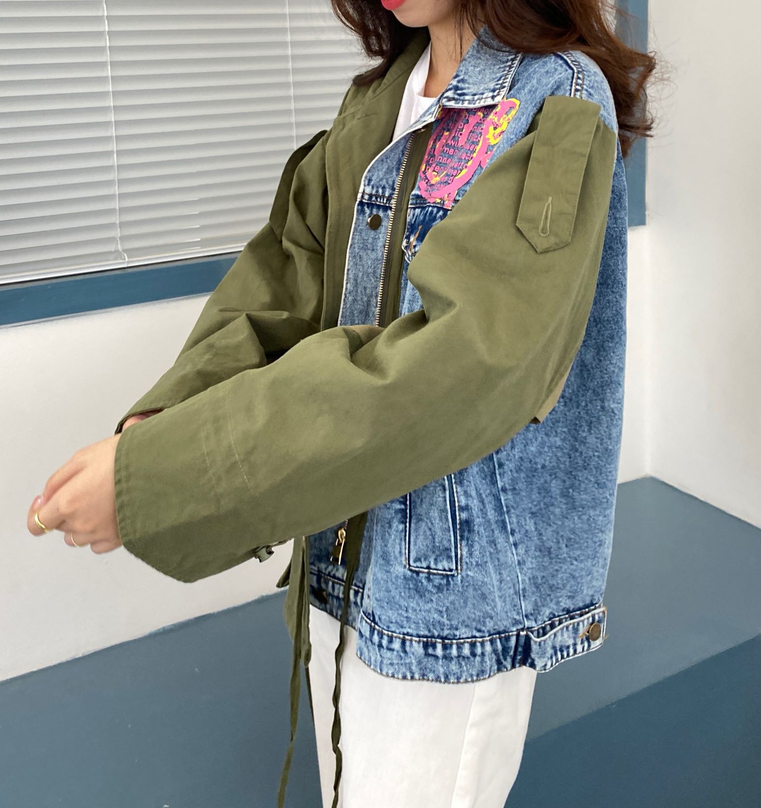 Thailand Trendy Brand 2023 Spring and Autumn New Print Fashion Versatile Loose Splice Contrast Denim Coat Women's Top Thailand Trendy Brand 2023 Spring and Autumn New Print Fashion Versatile Loose Splice Contrast Denim Coat Women's Top