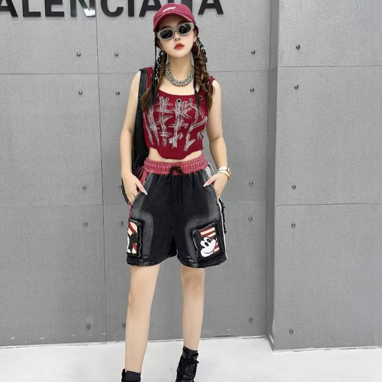 European Station 2025 Summer New Washed Denim Elastic Waist Wide Legs Hot Diamond Versatile Casual Shorts Hot Pants Trendy Brand European Station 2025 Summer New Washed Denim Elastic Waist Wide Legs Hot Diamond Versatile Casual Shorts Hot Pants Trendy Brand