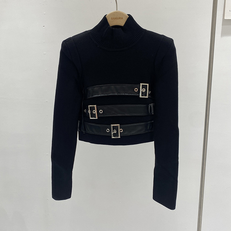 Design sense splicing long sleeved short women's knitted sweater autumn and winter Korean version slimming high waist short high neck sweater trend