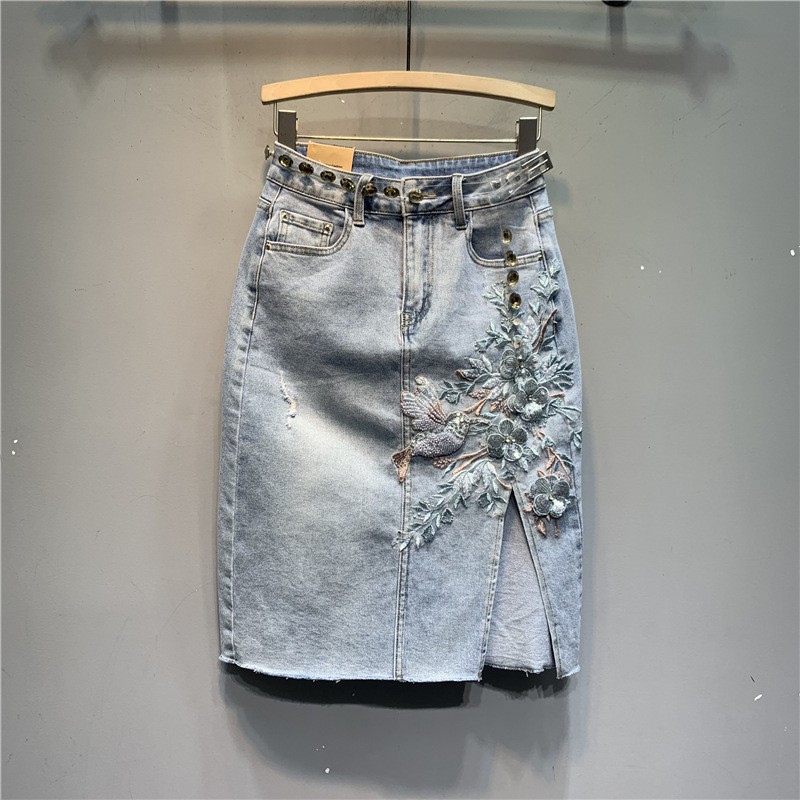 Original 2024 Summer New Heavy Crafted Embroidered Flower Denim Skirt Light Blue Split Retro Middle Skirt Original 2024 Summer New Heavy Crafted Embroidered Flower Denim Skirt Light Blue Split Retro Middle Skirt