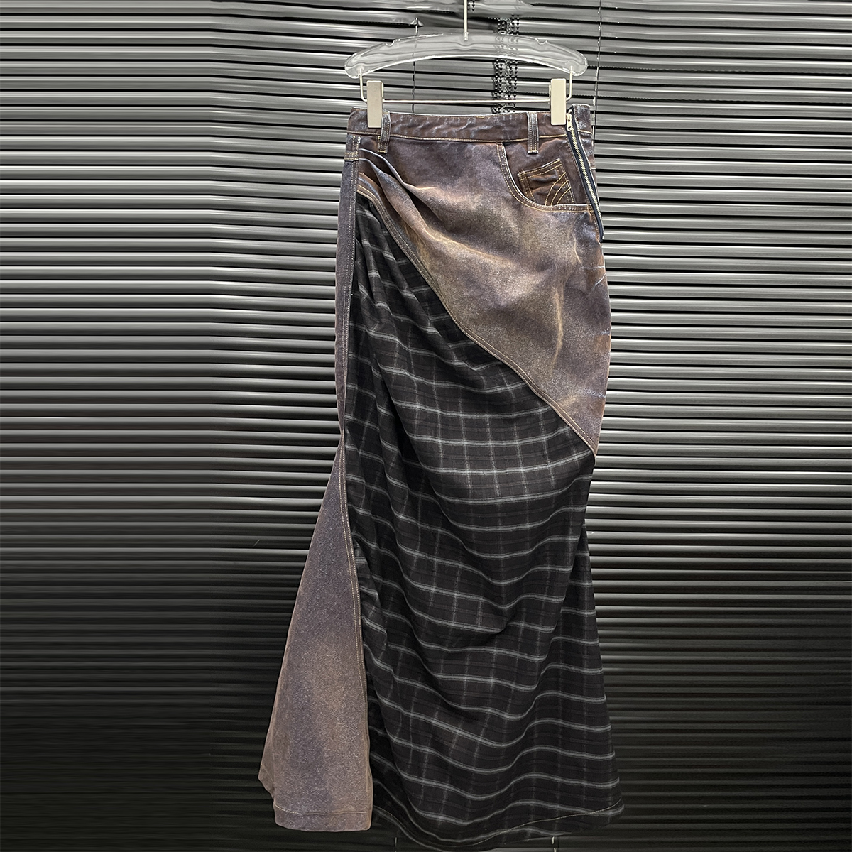 European station women's retro fashion set 2025 Spring and Autumn niche denim jacket+skirt two-piece set trendy brand European station women's retro fashion set 2025 Spring and Autumn niche denim jacket+skirt two-piece set trendy brand