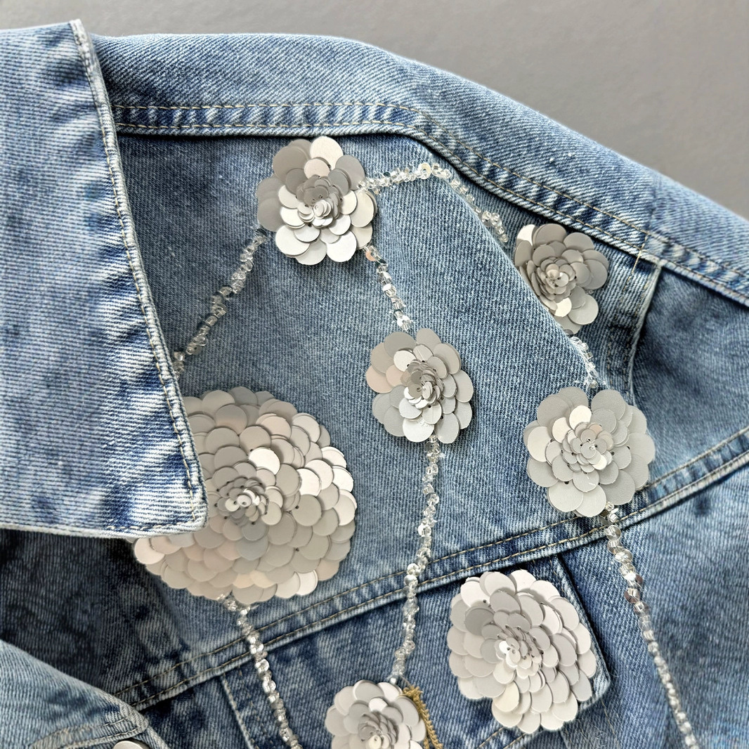 Thailand Chaopai 2025 Spring Autumn New Heavy Industry Sequins Denim Coat Women's Loose Slim Collar Long Sleeve Top Thailand Chaopai 2025 Spring Autumn New Heavy Industry Sequins Denim Coat Women's Loose Slim Collar Long Sleeve Top