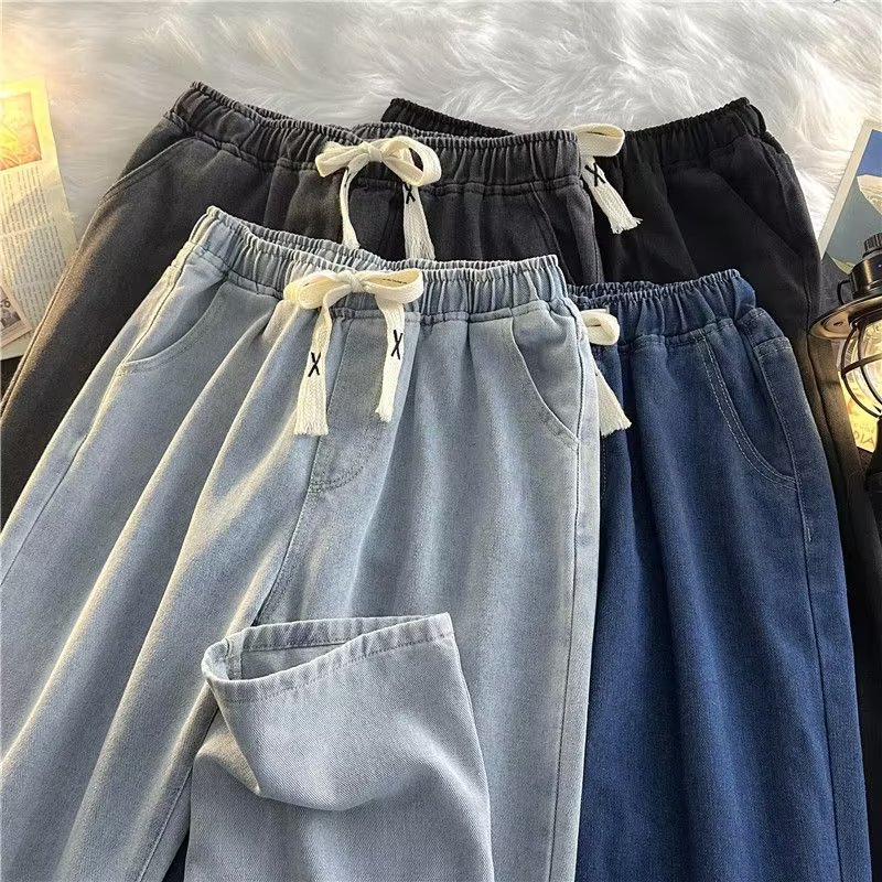 Elastic waisted denim pants for men, spring and autumn floor pants, loose straight leg deep blue long pants, wide legs Elastic waisted denim pants for men, spring and autumn floor pants, loose straight leg deep blue long pants, wide legs
