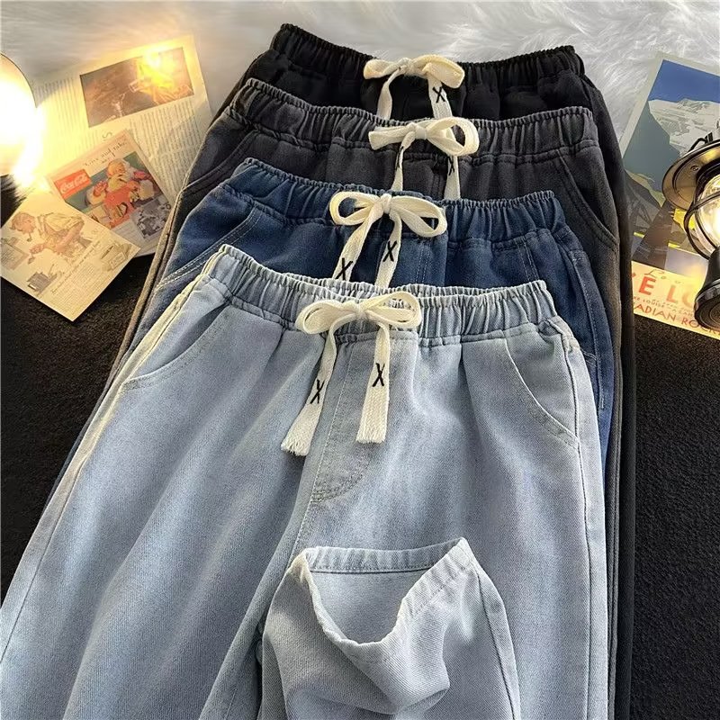 Elastic waisted denim pants for men, spring and autumn floor pants, loose straight leg deep blue long pants, wide legs Elastic waisted denim pants for men, spring and autumn floor pants, loose straight leg deep blue long pants, wide legs