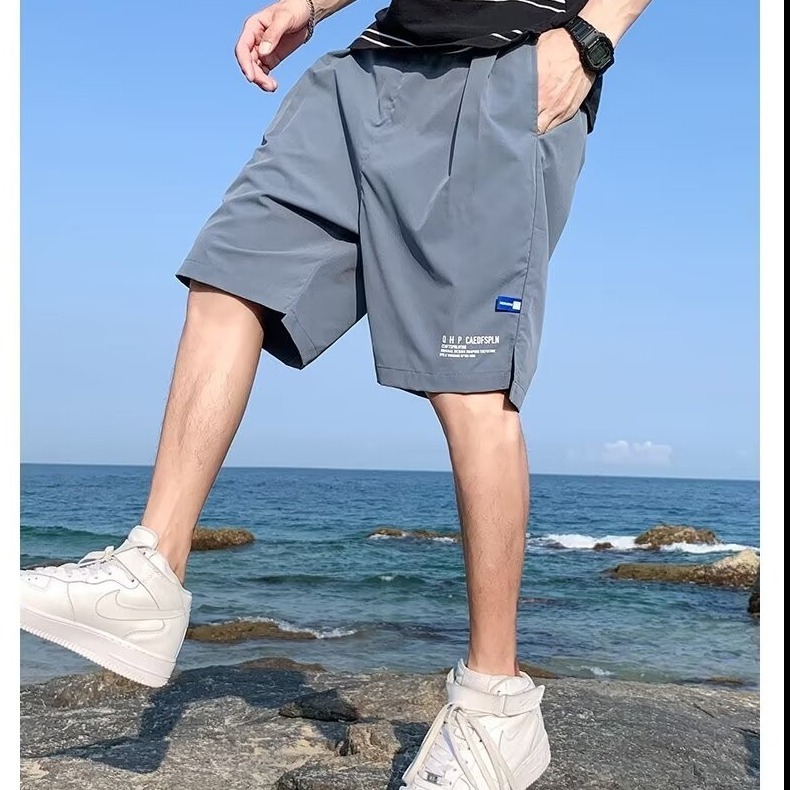 Clothing: Ice silk shorts for men in summer, thin cut for outerwear, large shorts for loose and trendy straight leg, sporty and casual Clothing: Ice silk shorts for men in summer, thin cut for outerwear, large shorts for loose and trendy straight leg, sporty and casual