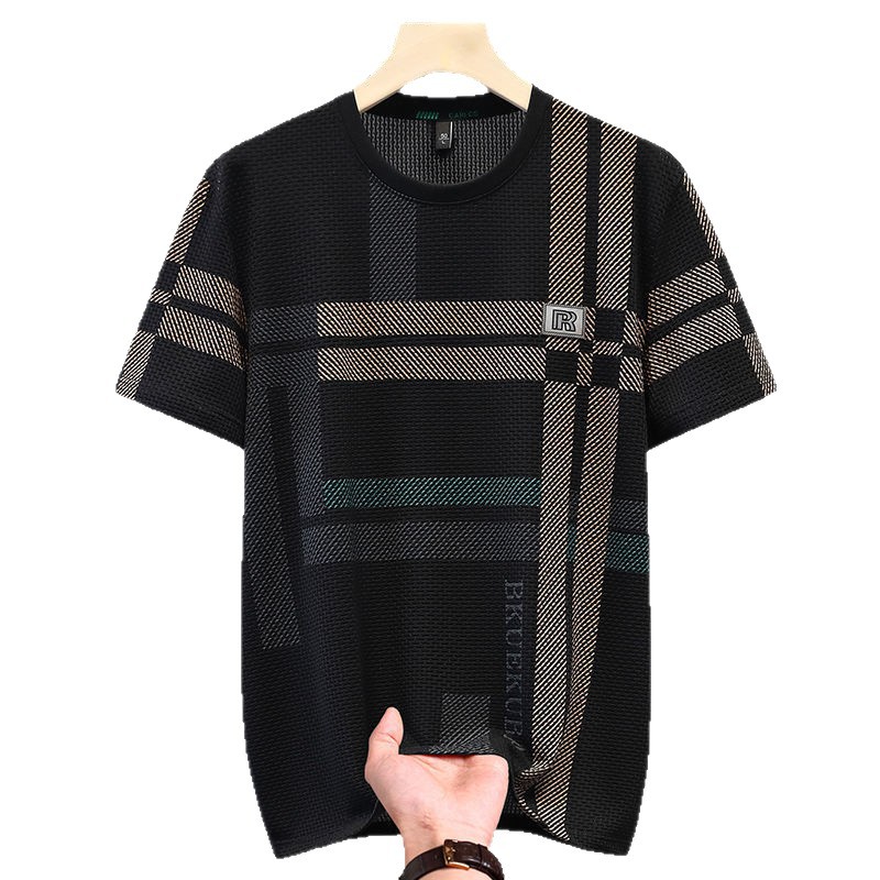 Men's short sleeved summer T-shirt trendy round neck versatile T-shirt new half sleeved contrasting casual top Men's short sleeved summer T-shirt trendy round neck versatile T-shirt new half sleeved contrasting casual top