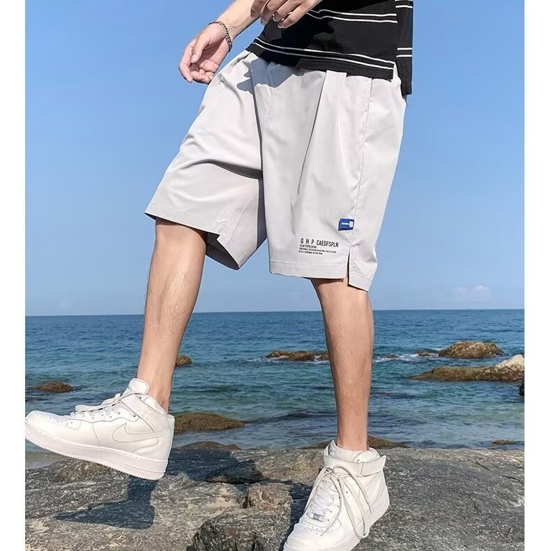 Clothing: Ice silk shorts for men in summer, thin cut for outerwear, large shorts for loose and trendy straight leg, sporty and casual Clothing: Ice silk shorts for men in summer, thin cut for outerwear, large shorts for loose and trendy straight leg, sporty and casual