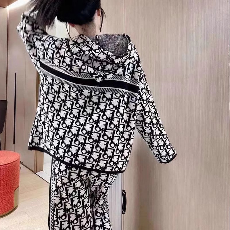 Spring and Autumn New Lazy Style Letter Printed Hoodie Set Women's Fried Street Wide Leg Pants Student Two Piece Set Spring and Autumn New Lazy Style Letter Printed Hoodie Set Women's Fried Street Wide Leg Pants Student Two Piece Set