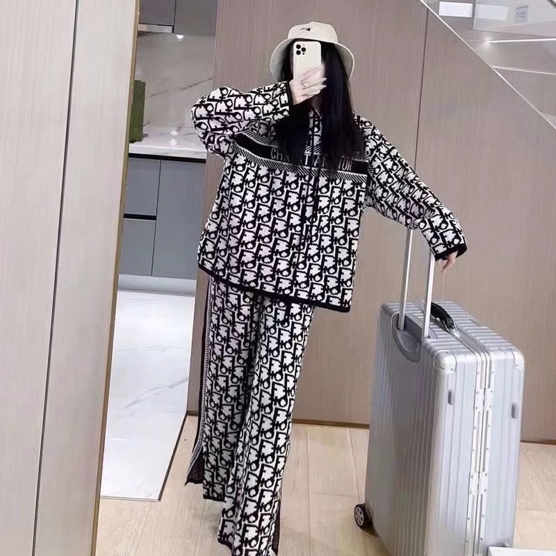 Spring and Autumn New Lazy Style Letter Printed Hoodie Set Women's Fried Street Wide Leg Pants Student Two Piece Set Spring and Autumn New Lazy Style Letter Printed Hoodie Set Women's Fried Street Wide Leg Pants Student Two Piece Set