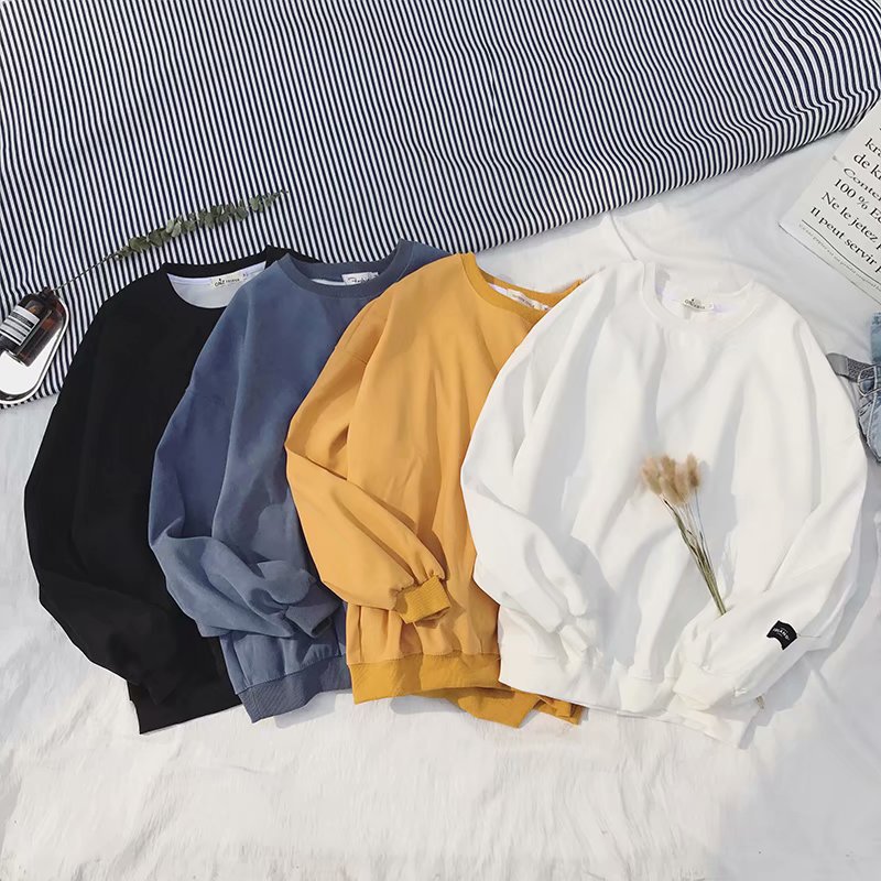 Autumn and winter solid color hoodie for men, round neck pullover, long sleeved loose and thick velvet, student autumn outfit, Japanese style base shirt Autumn and winter solid color hoodie for men, round neck pullover, long sleeved loose and thick velvet, student autumn outfit, Japanese style base shirt